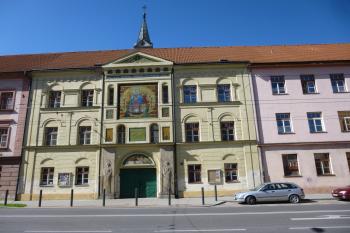 klášter petrinů s kostelem Panny Marie Růžencové České Budějovice (© Vlastislav Mareček, 08/2016)