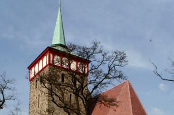 Kostel od jihovýchodu (© Ivan Grisa 03/2007)