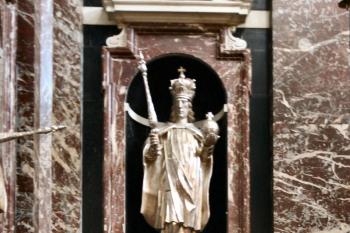 epitaf Alžběty Habsburské († 1545), první manželky posledního Jagellonce Zikmunda II. Augusta v kapli sv. Kazimíra (© Pavel Zany Komárek 5. 8. 2007)