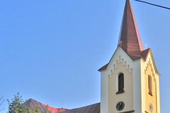 Kostel sv. Jana Nepomuckého v Nové Vsi u Chotěboře ( © Pavel Vítek 08/2011)