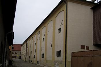  (© Rodochrozit        , 04/2013)