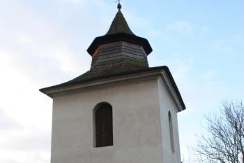 Zvonice od východu ( © Ivan Grisa 12/2009)