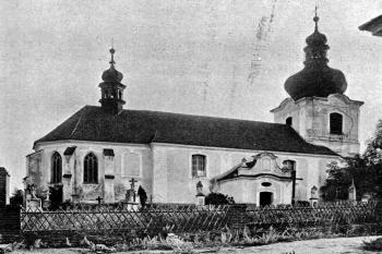 pohled od severovýchodu na počátku 20. století ( © Antonín Podlaha: Soupis památek historických a uměleckých v Království Českém, sv. 37 Politický okres kralovický, Archaelogická komise při České akademii císaře Františka Josefa pro vědy, slovesnost a umění, Praha 1912)