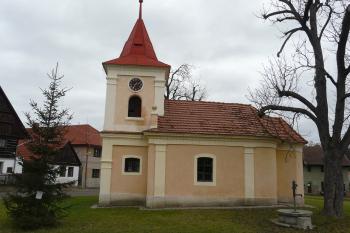 kaple od západu (© Jaroslav Valečka, 01/2012)