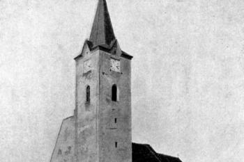 pohled od jihozápadu na počátku 20. století (© Josef Soukup: Soupis památek historických a uměleckých v Království Českém, sv. 18 Politický okres Pelhřimovský, Archaelogická komise při České akademii císaře Františka Josefa pro vědy, slovesnost a umění, Praha 1903)