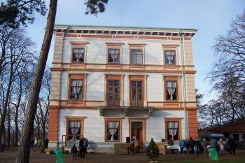 Boční pohled (© Vladimír Studecký, 12/2011)