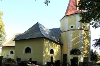 Hřbitovní kostel sv. Barbory v Pacově (© Pavel Vítek  09/2021)