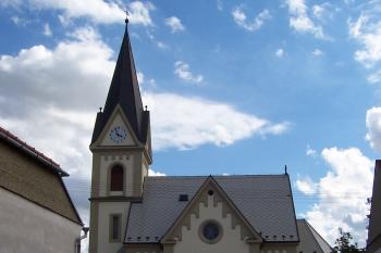 Kostel Panny Marie Hostýnské - Držovice (© Ivo Rozehnal, 2010)