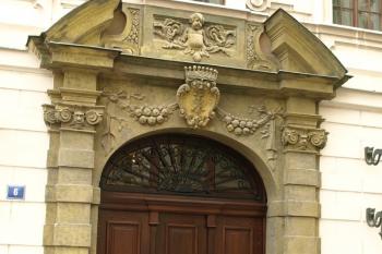 portál ( © Milan Caha 01/2012)