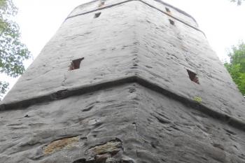 Renesanční polygonální bašta s torkretovým nástřikem (© Jan Večeřa, 07/2015)