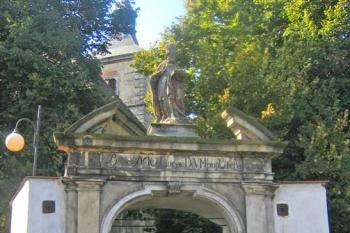Kostel sv. Mikuláše v Brništi ( © Pavel Vítek 09/2011)