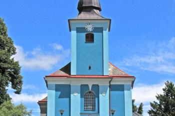 Kostel Nanebevzetí Panny Marie ve Větřkovicích ( © Pavel Vítek 06/2011)