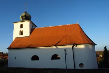 kostel od jihu ( © Milan Caha 03/2012)