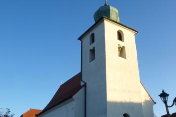 kostel od severozápadu ( © Milan Caha 03/2012)
