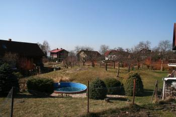 Pohled na tvrziště ( © Petr Nožička 03/2012)