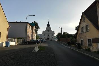 kostel sv. Jana Nep. v Janově Dole ( © Simona Kidlesová 06/2019)