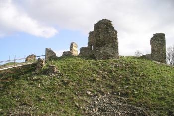 Zřicenina hradu Brníčko (© Vlastislav Mareček, 04/2011)