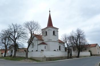 kostel sv. Petra a Pavla - Dubany (© Kinař František, 04/2012)