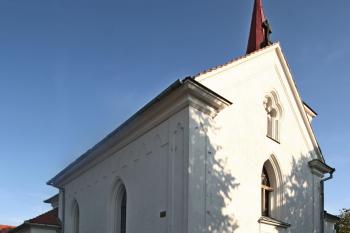 kostel od severozápadu (© Pavel Zany Komárek 27. 9. 2009)