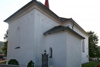 kostel od severovýchodu (© Pavel Zany Komárek 27. 9. 2009)