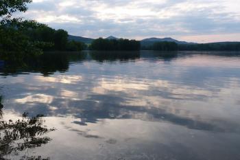 Žernosecké jezero (© František Kinař, 04/2012)