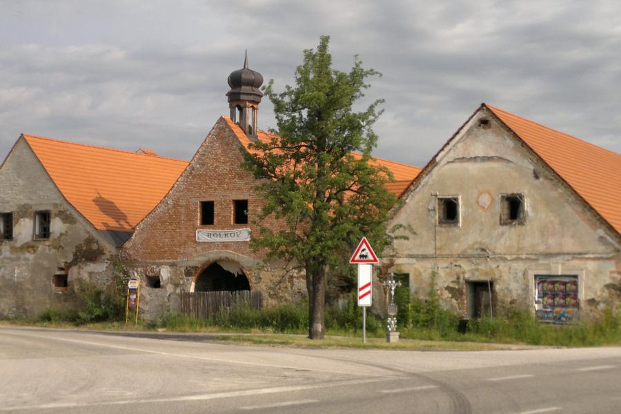 přepřahací stanice koněspřežné dráhy a hostinec Veselka