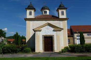 Kaplička sv. Jana Nepomuckého ( © František Kinař 05/2017)
