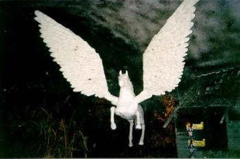 Bouzovská expozice strašidel (Petra Gřesová©1999)