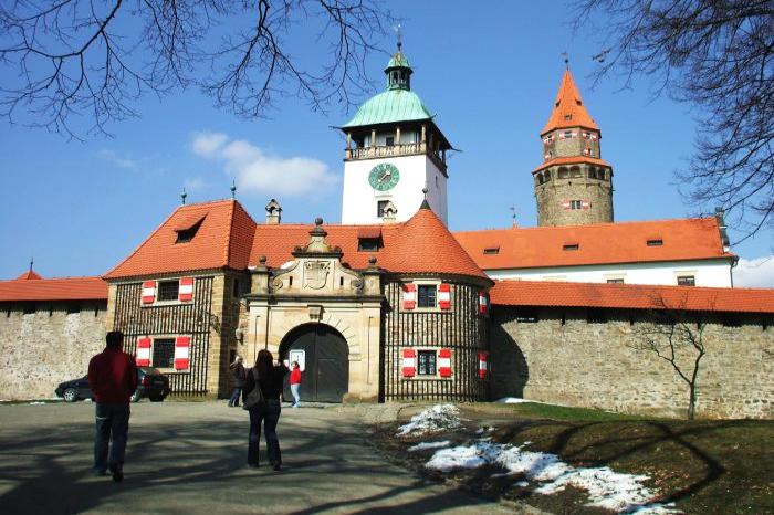 Bouzov