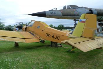 Zlín Z-37 Čmelák (© František Kinař, 05/2012)