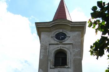 kostel od SZ (© Rodochrozit, 08/2011)