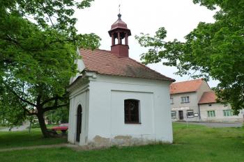 Kaple sv. Bartoloměje (© František Kinař, 05/2012)