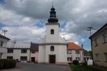 Žerůvky - kaple Nejsvětější Trojice (© Ivo Rozehnal, 05/2012)
