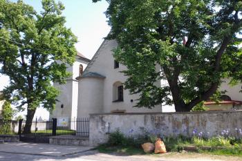 Drahanovice - kostel sv. Jakuba Většího (© Ivo Rozehnal, 05/2012)