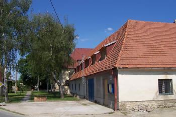 Vřesovice - fara - Učiliště Don Bosko (© Ivo Rozehnal, 05/2012)