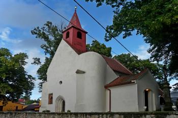 kostel sv. Kříže (© Tomáš Marek, 06/2012)