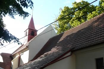 kostel sv. Kříže (© Tomáš Marek, 06/2012)