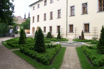 Olomouc - zahrady na městských hradbách (© Ivo Rozehnal, 06/2012)