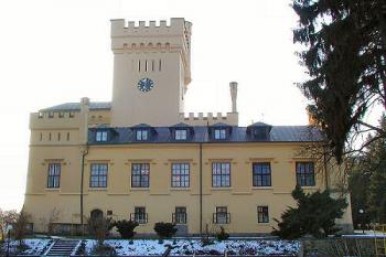 severní průčelí ( © Pavel Zany Komárek 13/12/2001)