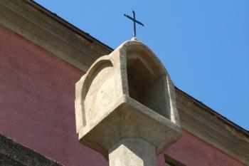 Boží muka na Znojemské ulici ( © Milan Caha 06/2012)