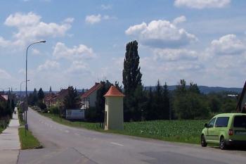 Držovice - kaple sv. Anny - pohled k Prostějovu (© Ivo Rozehnal, 07/2012)
