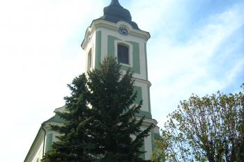 Kostel Nejsvětější Trojice (© Denis Lampa, 07/2012)