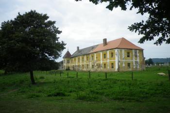 Obnova střechy zámku - II. etapa úspěšně dokončena (© Jan Procházka, 09/2013)