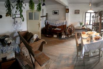 Světnice - Nápravníkovo stavení (© Oldřich Vacek, CASTRUM o.p.s. 07/2012)
