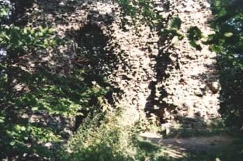 Brána z vnitřku hradu