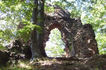 hrad (© rodo chrozit, 07/2006)