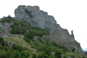 Peyrepertuse (© Pavel Semple, 06/2011)