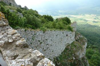 Peyrepertuse (© Pavel Semple, 06/2011)