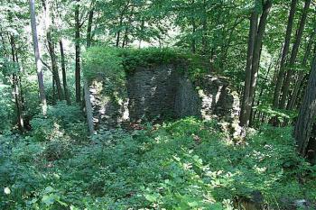 Východní věž ( © Roman Řezáč 08/2003)