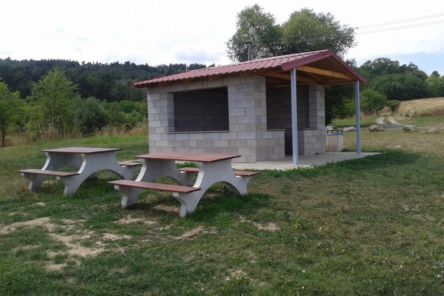 vyhlídkový altánek na Špičákové skále